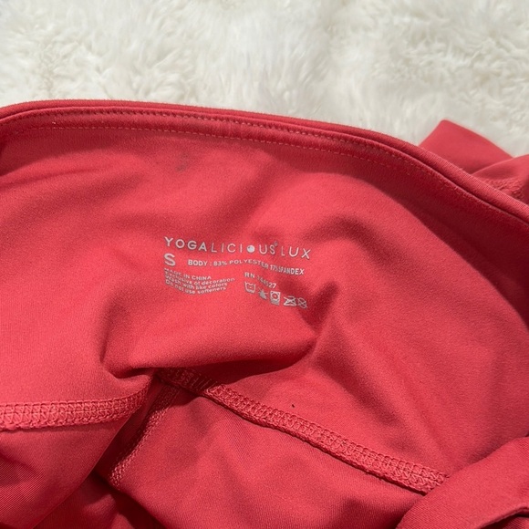 Yogalicious Red High-Waisted Leggings‎ for Athleisure - Picture 4 of 4